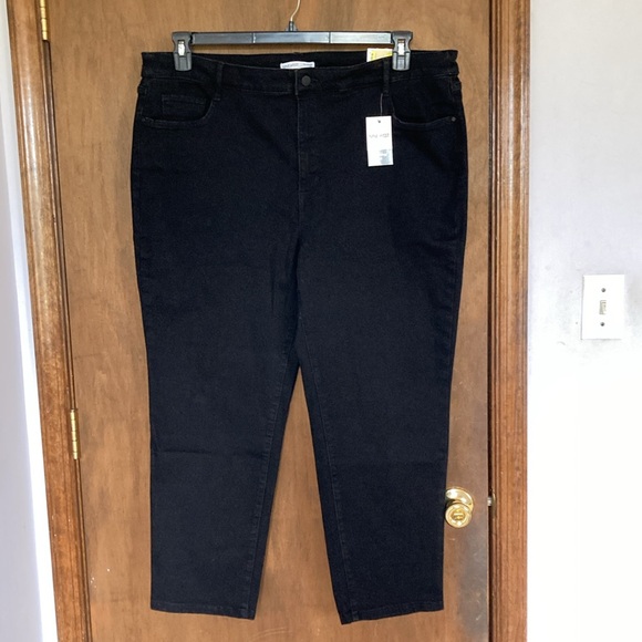 Relisted Nine West black high rise slim straight jean with sculpting denim 20W - Picture 7 of 17